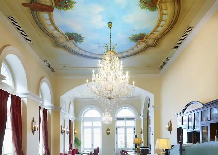 Grande Bretagne - Hotell 4*