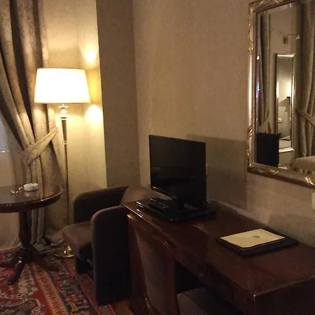 Grande Bretagne - Hotel