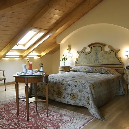 Hotel Grande Bretagne - 4*